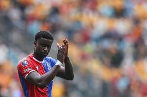 天空：目前看来格伊很可能留在水晶宫，并在明夏以自由身离队