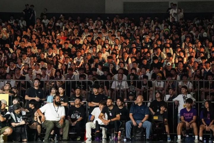 库里完整回顾中国行：球迷的热情、文化底蕴、地道美食都让人难忘