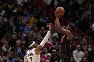 霍里答首发替补裁掉问题：首发热火巴、替补纽约瓜、裁掉雷霆椒