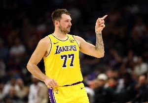 东契奇：很期待第一次作为湖人球员打揭幕战 目标显然是总冠军