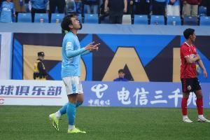 博主：今日英博阵容中没有出现赵学斌的身影，他疑似出现拉伤