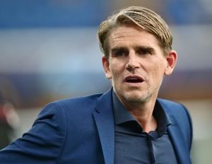 弗罗因德:现在就谈赛季不败会是自负 穆西亚拉回归在拜仁有位置